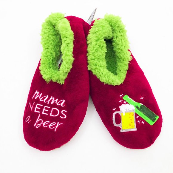 NWT Snoozies Women's Mama Needs a Beer Non Skid Soles Large 9/10 Burgundy - Picture 1 of 6